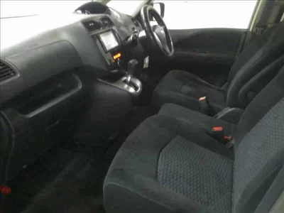 Nissan SERENA  с аукциона в Японии