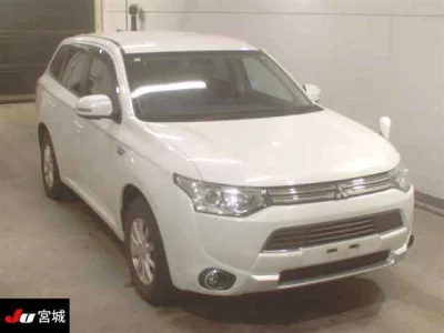 Mitsubishi OUTLANDER PHEV