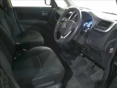 Mitsubishi DELICA D2