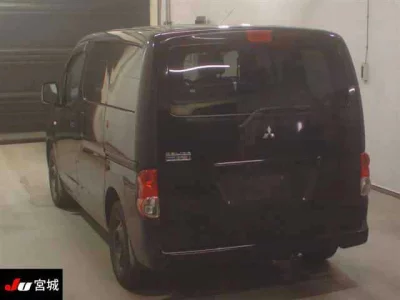 Mitsubishi DELICA D3