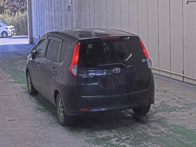 Toyota PASSO SETTE  с аукциона в Японии