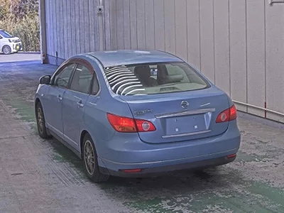 Nissan SYLPHY  с аукциона в Японии