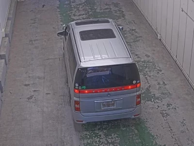 Nissan ELGRAND  с аукциона в Японии