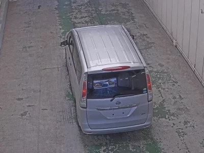 Nissan SERENA  с аукциона в Японии