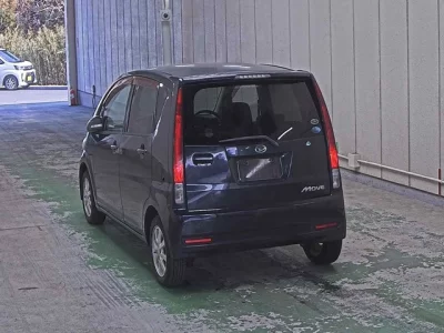 Daihatsu MOVE  с аукциона в Японии