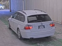 BMW 3-Series лот № 6182 оценка RA  с аукциона в Японии 1