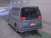Nissan ELGRAND лот № 6223 оценка 3.5  с аукциона в Японии 1