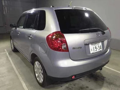 Mazda VERISA