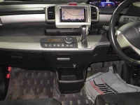 Honda FREED лот № 3002 оценка R  с аукциона в Японии 4