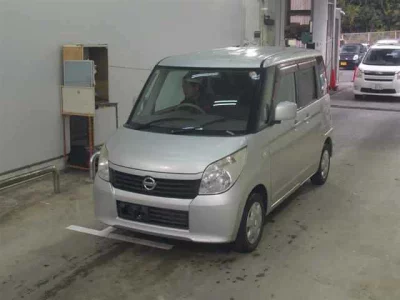 Nissan ROOX  с аукциона в Японии