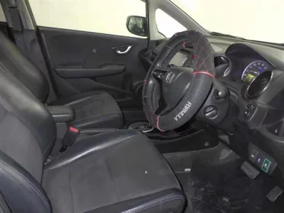 Honda FIT SHUTTLE  с аукциона в Японии
