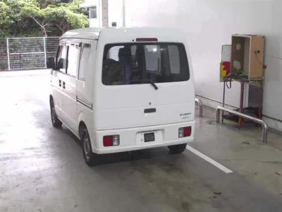 Suzuki EVERY  с аукциона в Японии