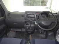 Daihatsu HIJET VAN лот № 1121 оценка 3  с аукциона в Японии 5