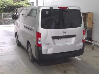 Nissan CARAVAN VAN  с аукциона в Японии