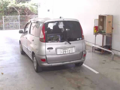 Toyota FUNCARGO  с аукциона в Японии