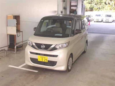 Nissan ROOX  с аукциона в Японии