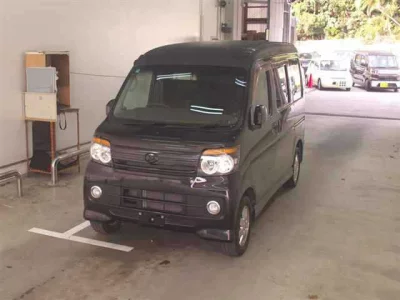 Daihatsu Atrai Wagon  с аукциона в Японии