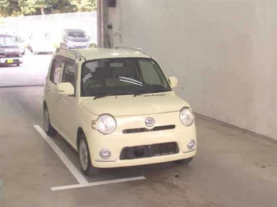 Daihatsu MIRA  с аукциона в Японии
