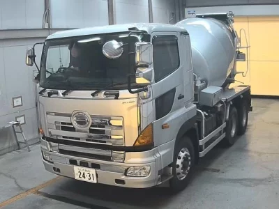 Hino TRUCK