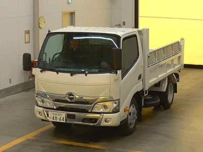 Hino DUTRO  с аукциона в Японии
