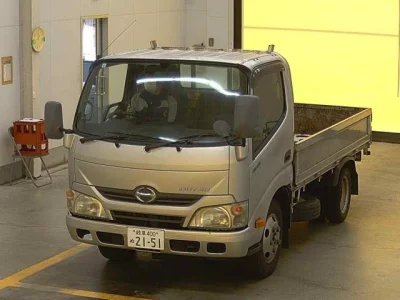 Hino DUTRO  с аукциона в Японии