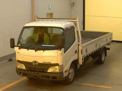 Hino DUTRO  с аукциона в Японии