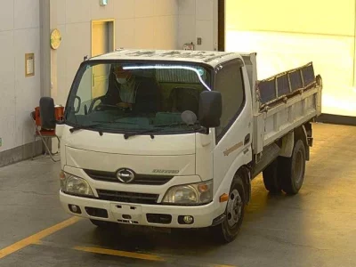 Hino DUTRO  с аукциона в Японии