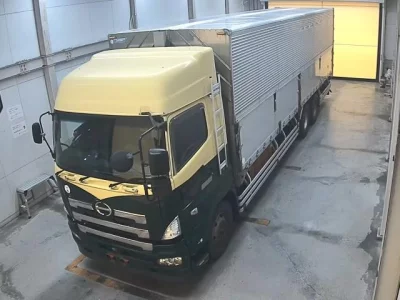 Hino TRUCK