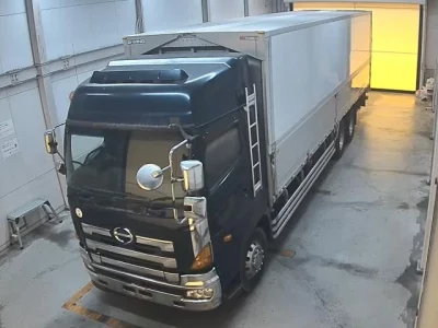 Hino TRUCK