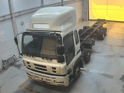 Isuzu TRUCK