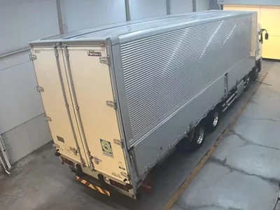 Mitsubishi FUSO TRUCK  с аукциона в Японии