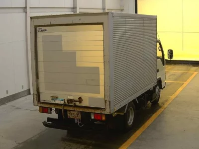 Mazda TITAN  с аукциона в Японии