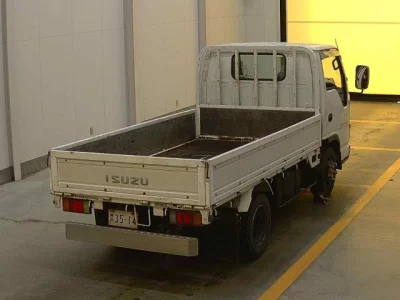 Isuzu ELF