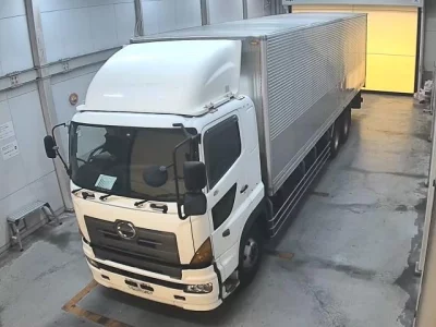 Hino TRUCK