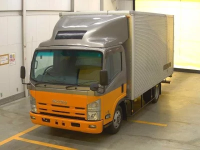 Isuzu ELF