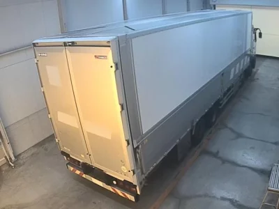 Mitsubishi FUSO TRUCK  с аукциона в Японии
