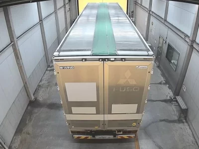 Mitsubishi FUSO TRUCK  с аукциона в Японии