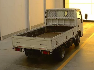 Mazda TITAN  с аукциона в Японии