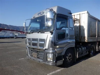 Isuzu TRUCK  с аукциона в Японии
