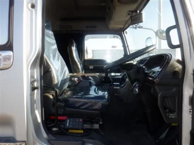 Isuzu TRUCK  с аукциона в Японии