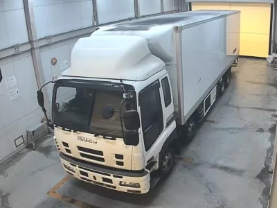 Isuzu TRUCK