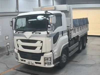 Isuzu TRUCK