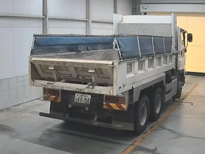 Isuzu TRUCK