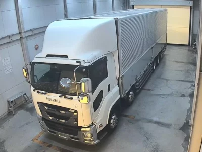 Isuzu TRUCK  с аукциона в Японии