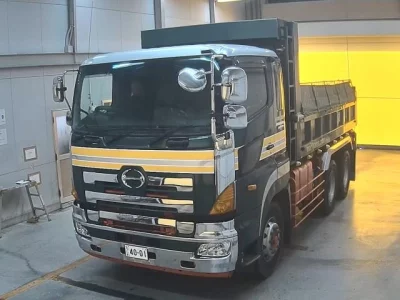 Hino TRUCK