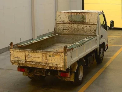 Toyota DYNA  с аукциона в Японии