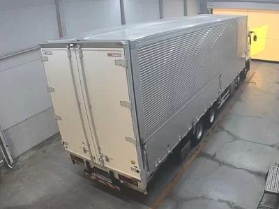 Mitsubishi FUSO TRUCK  с аукциона в Японии