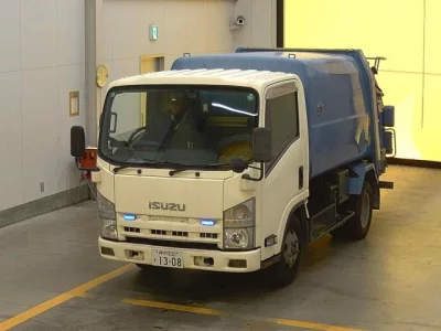Isuzu ELF