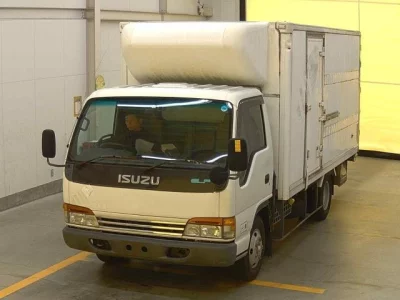 Isuzu ELF