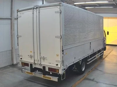 Mitsubishi FUSO FIGHTER  с аукциона в Японии